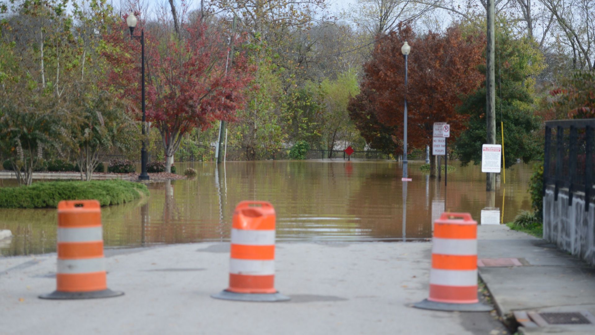 13 Flood Day 2.jpg